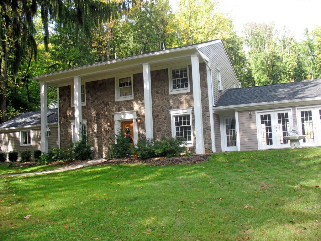 MLS #/Web ID: 2691506