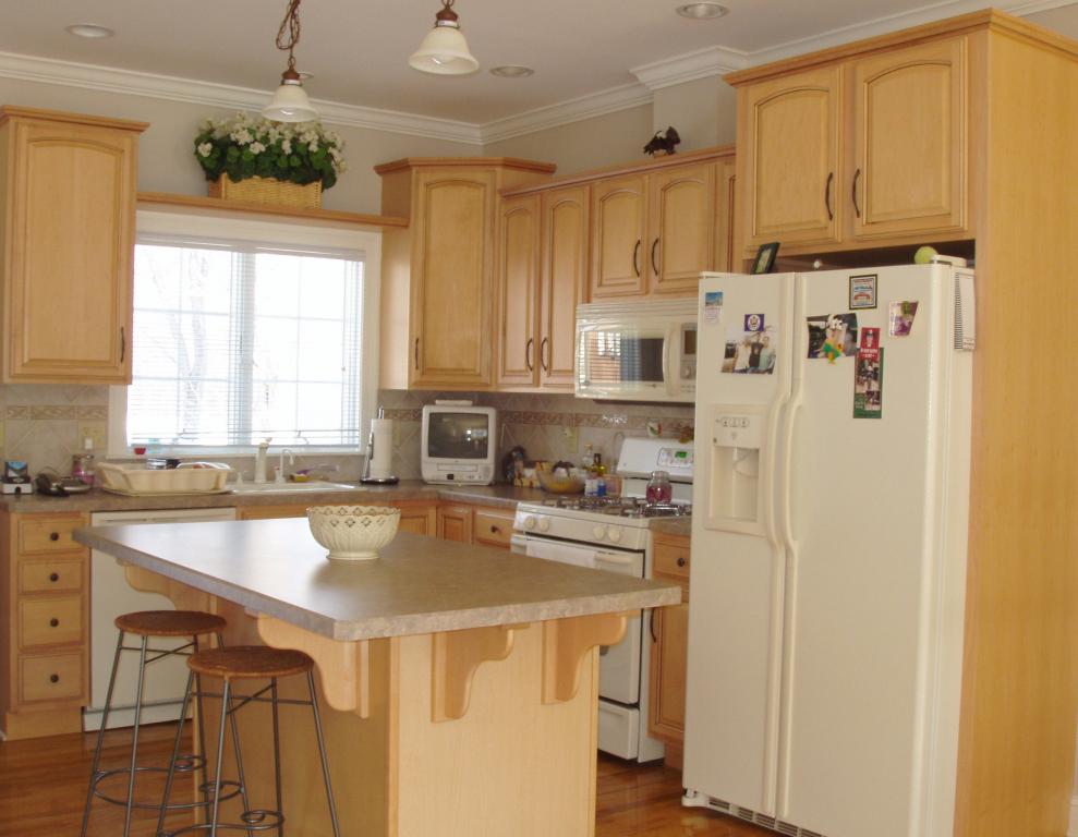 MLS #/Web ID: 2707706