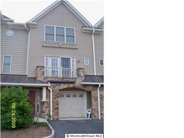 245 River Rd