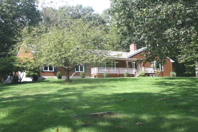 489 West Hill Road