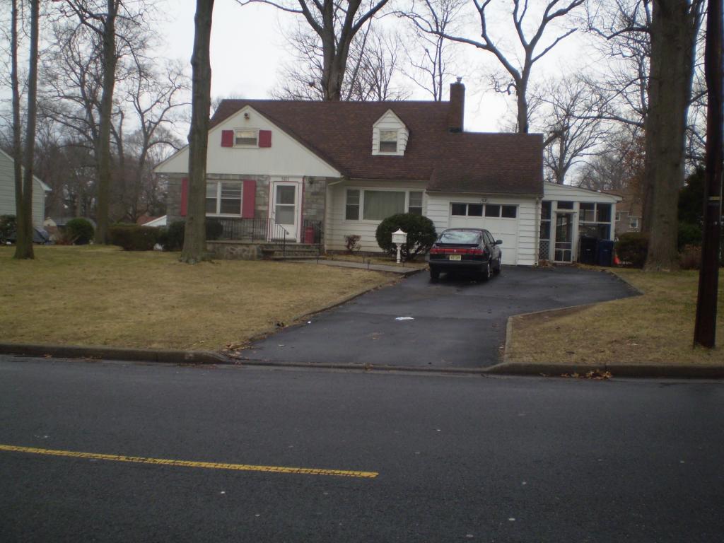 1451-57 S END PKY