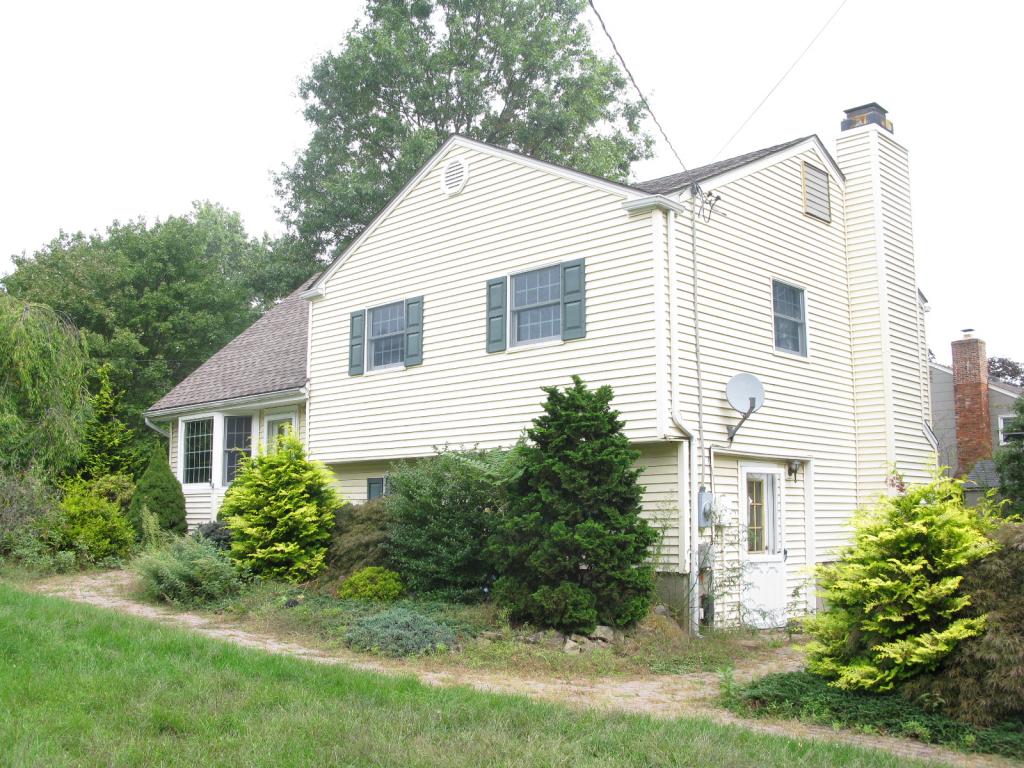 MLS #/Web ID: 2724906