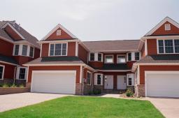 29 TURNBERRY LN