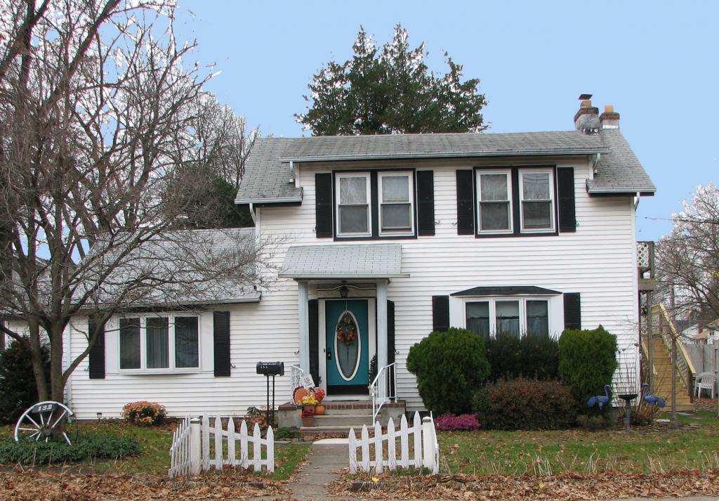 Multi Family for Sale, ListingId:14376823, location: 122 N PROSPECT AVE Bergenfield 07621