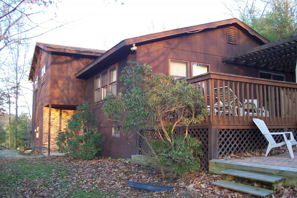 9 SHORE RD