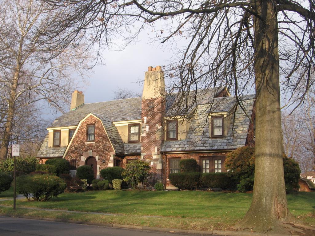 737 WESTMINSTER AVE