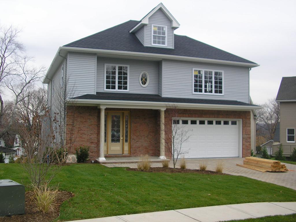 MLS #/Web ID: 2670507