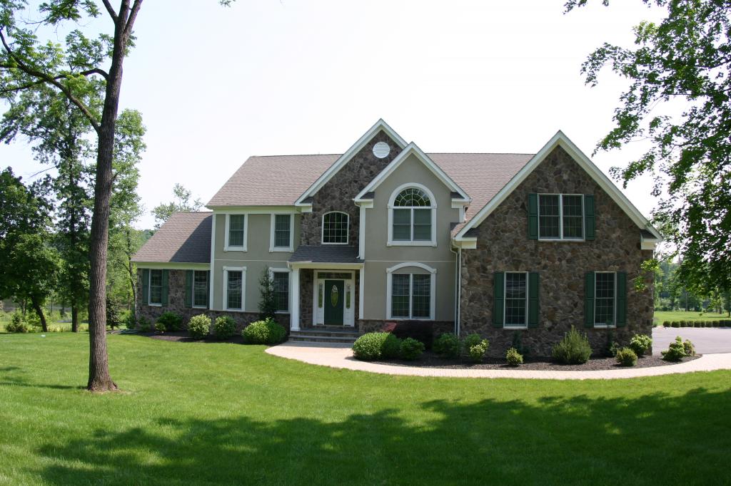 MLS #/Web ID: 2689407
