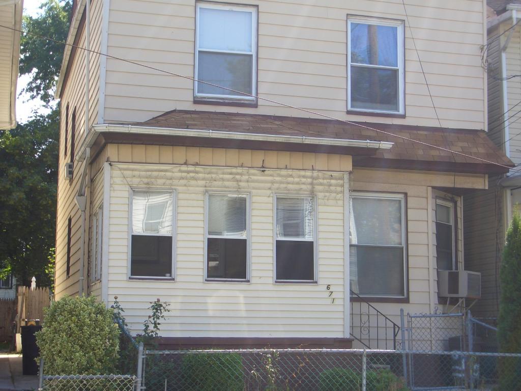 MLS #/Web ID: 2711207