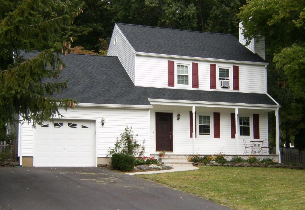 MLS #/Web ID: 2712607