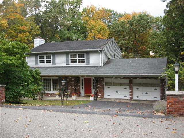 70 BROOKSYDE AVE