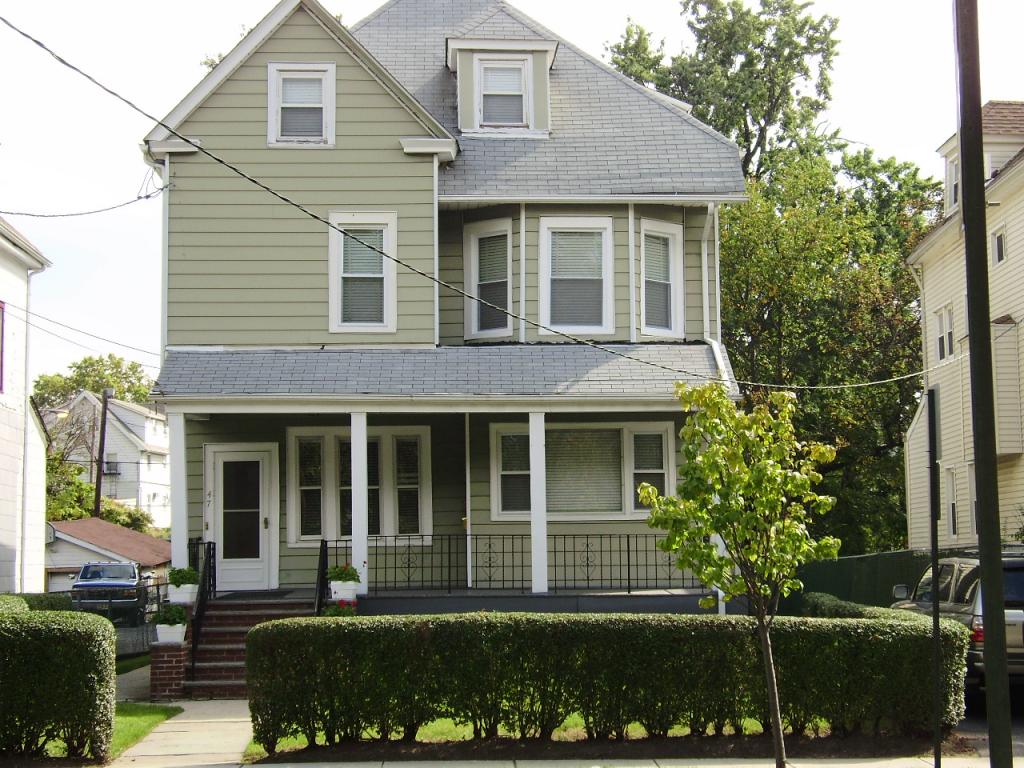47 GREENWOOD AVE