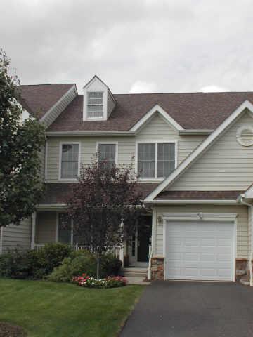 MLS #/Web ID: 2722407