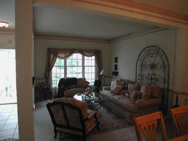 MLS #/Web ID: 2722407