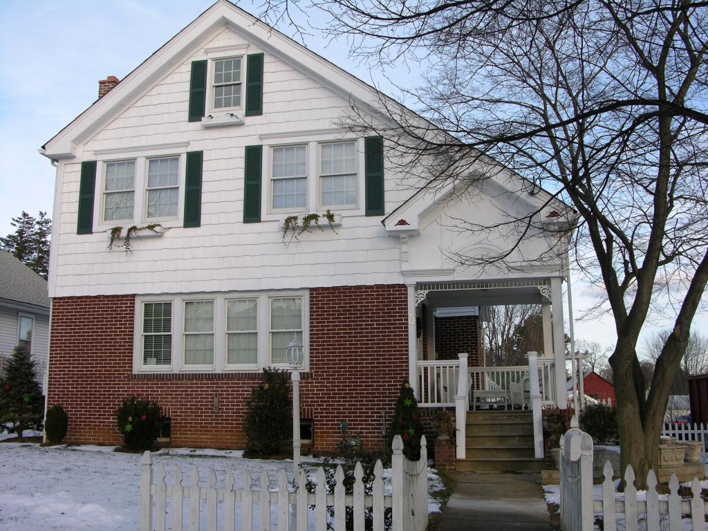 80 GRAND AVE