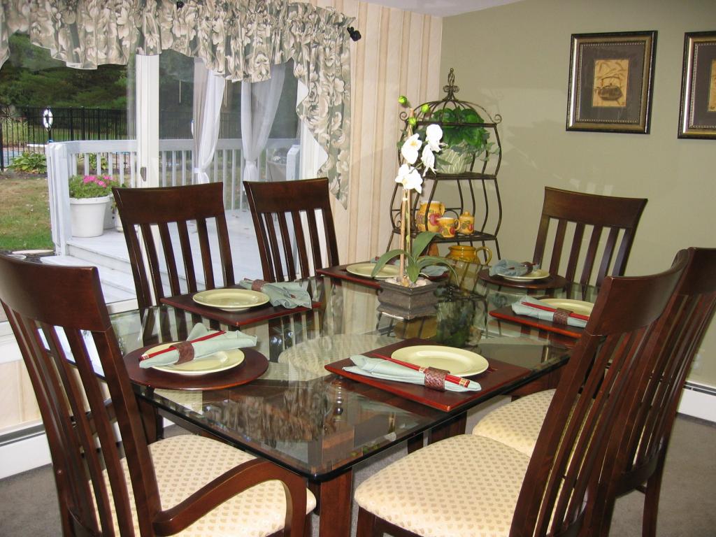 1025 FRANKLIN LAKES RD