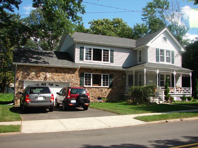 MLS #/Web ID: 2725307