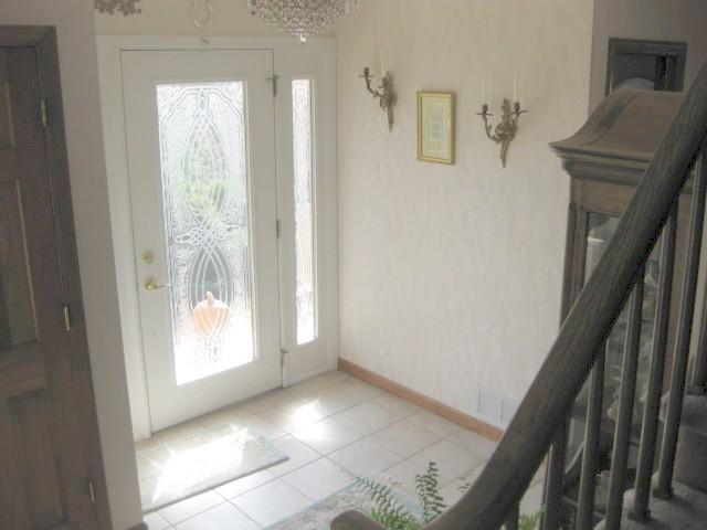MLS #/Web ID: 2726307