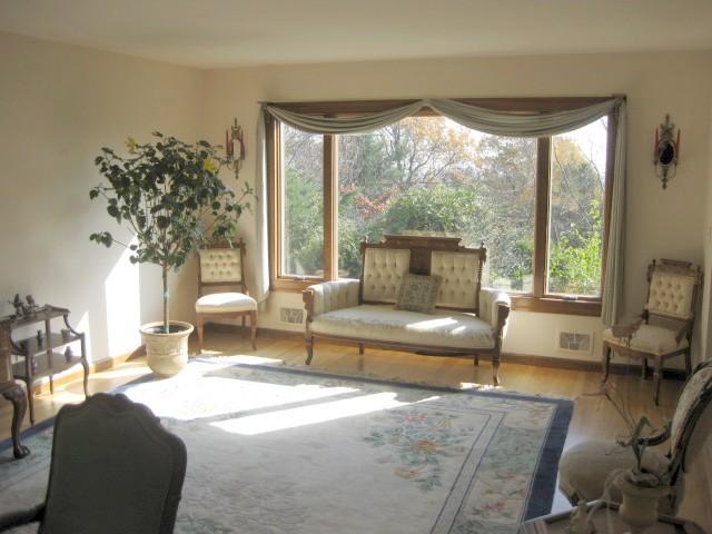 MLS #/Web ID: 2726307