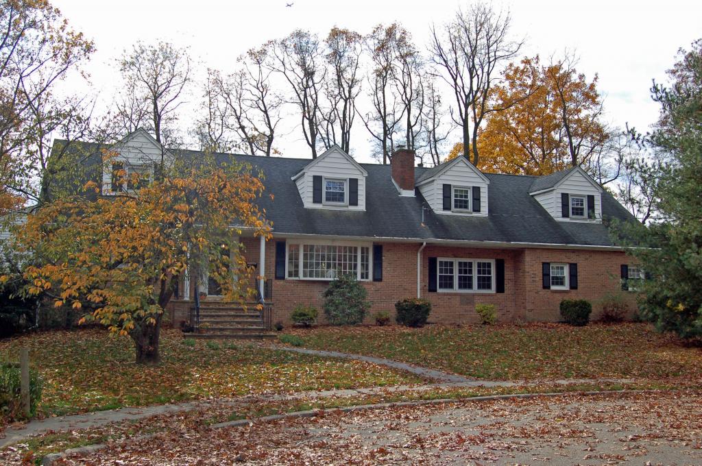 MLS #/Web ID: 2726807