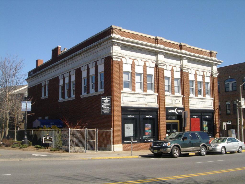 MLS #/Web ID: 2617208