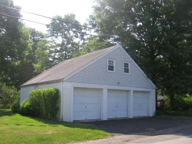 57 SUNSET RD