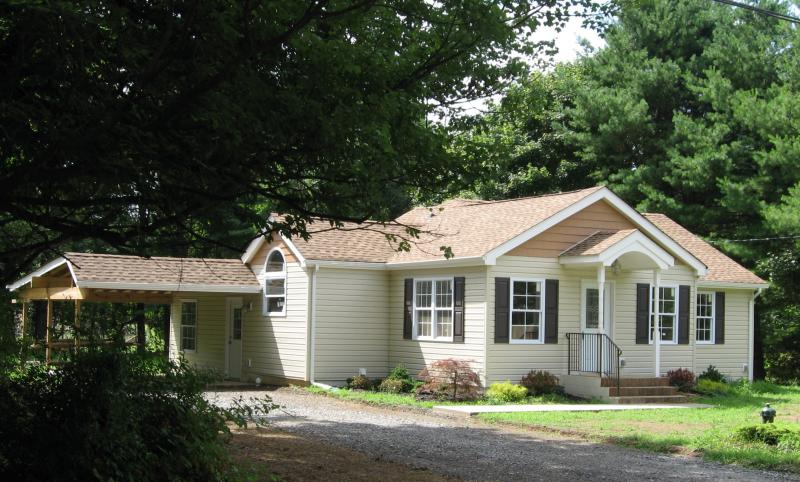 MLS #/Web ID: 2678008