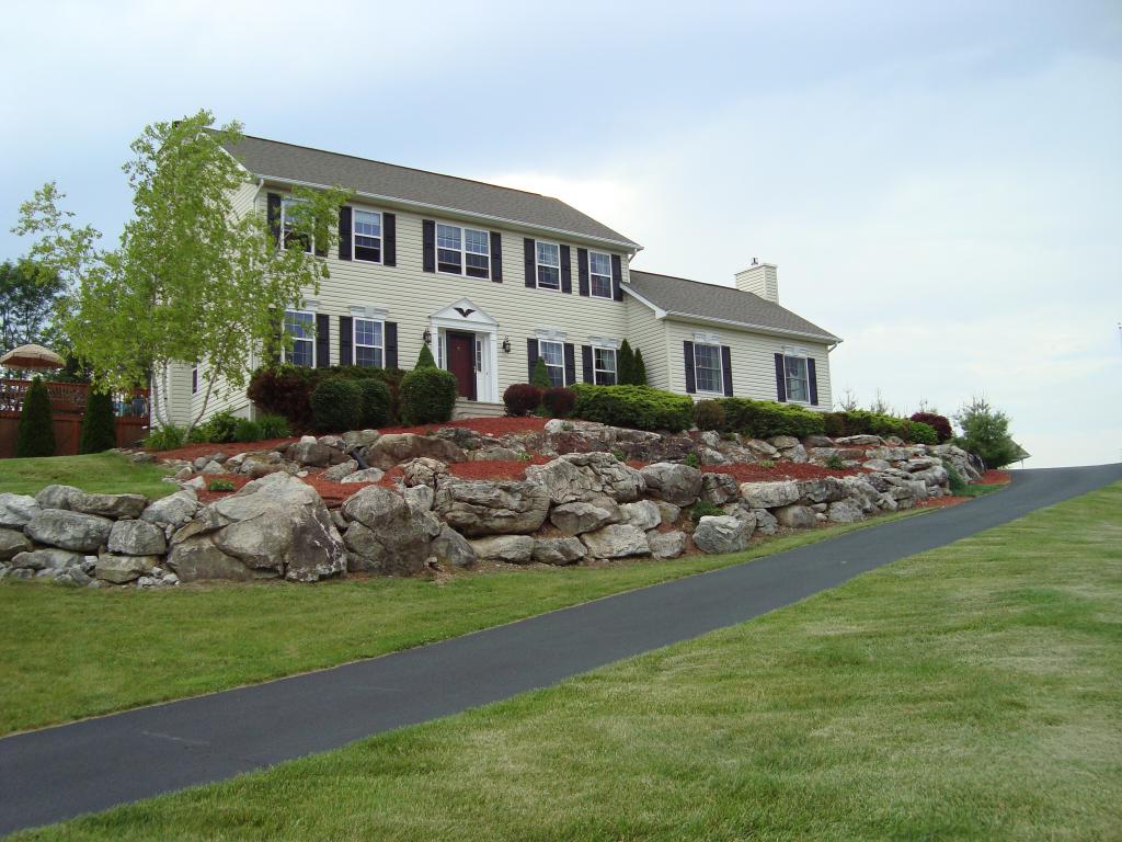 MLS #/Web ID: 2689208