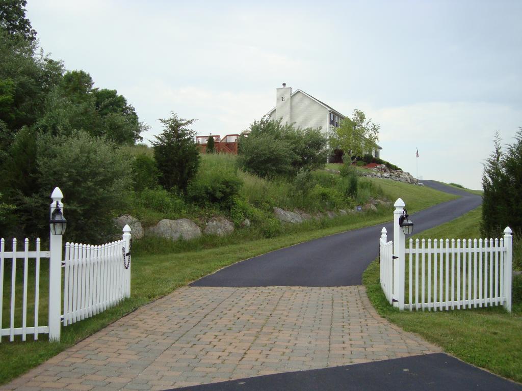 MLS #/Web ID: 2689208