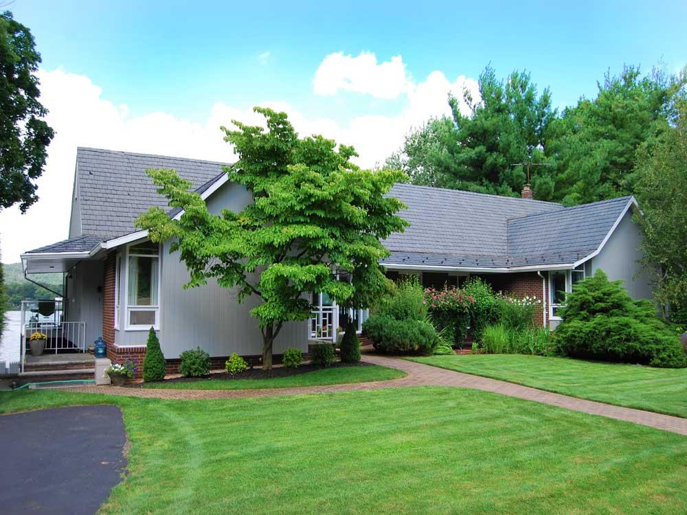 38 GLEN CT