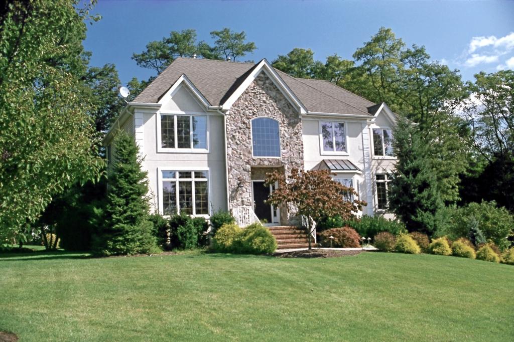 63 SYCAMORE WAY