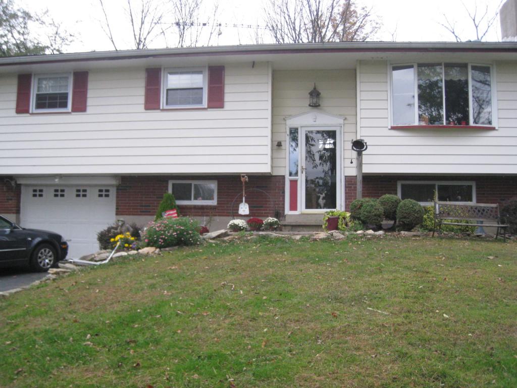 7 PINE BLUFF RD