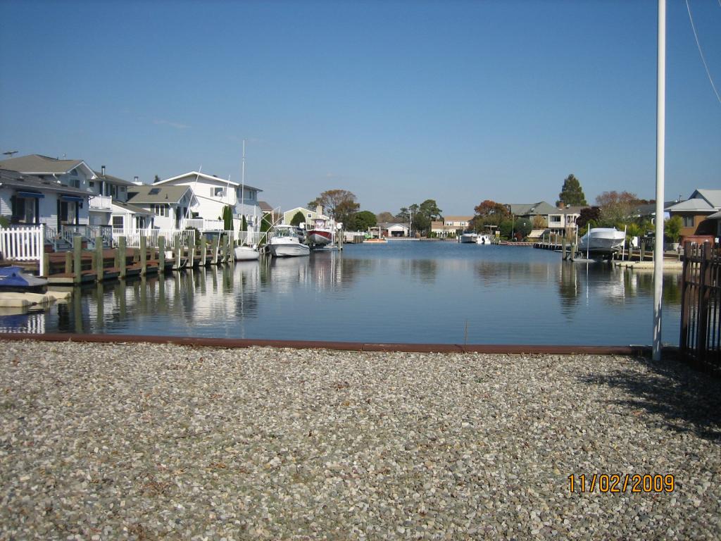 MLS #/Web ID: 2725308
