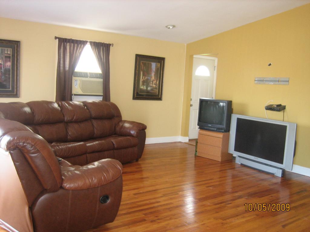 MLS #/Web ID: 2725308