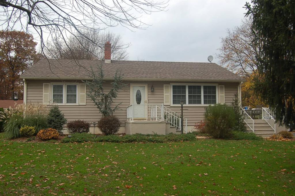 MLS #/Web ID: 2726208