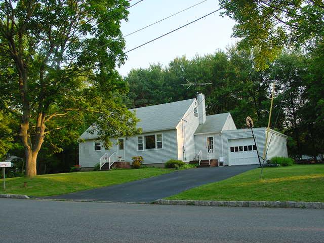 MLS #/Web ID: 2726508