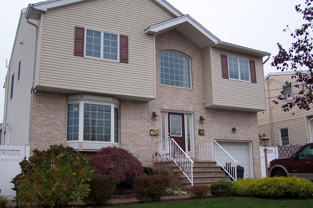 MLS #/Web ID: 2729608
