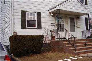 207 N FIFTEENTH ST