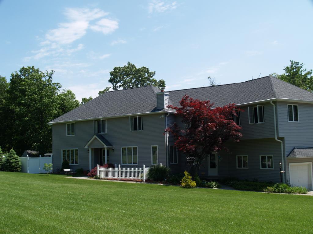 MLS #/Web ID: 2587909