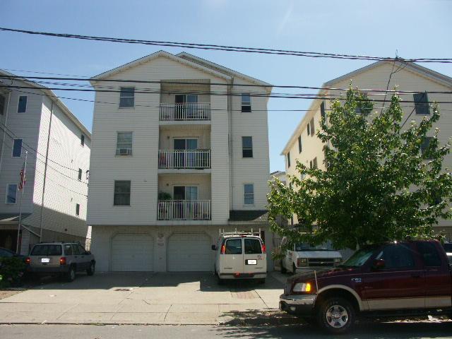 MLS #/Web ID: 2697809