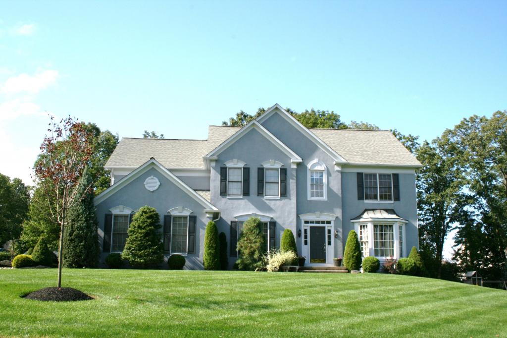 MLS #/Web ID: 2715309