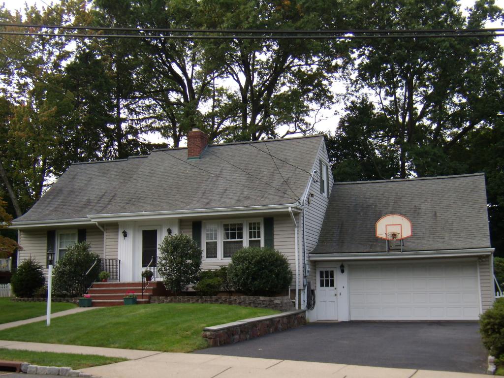 MLS #/Web ID: 2715909