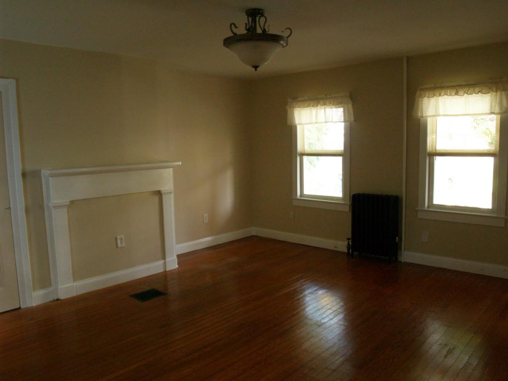 38 MAIN ST