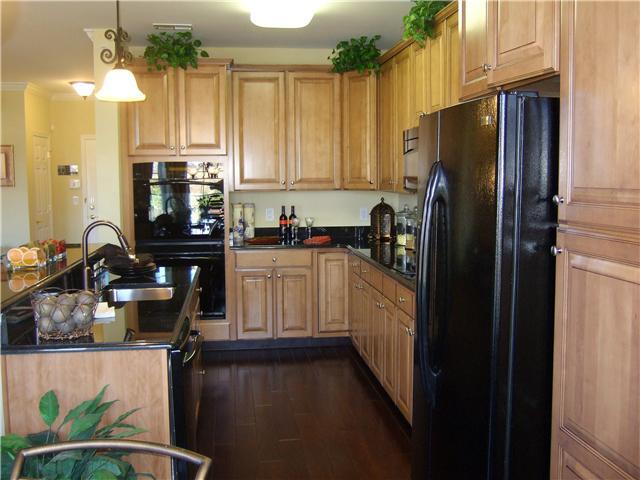 MLS #/Web ID: 2725709