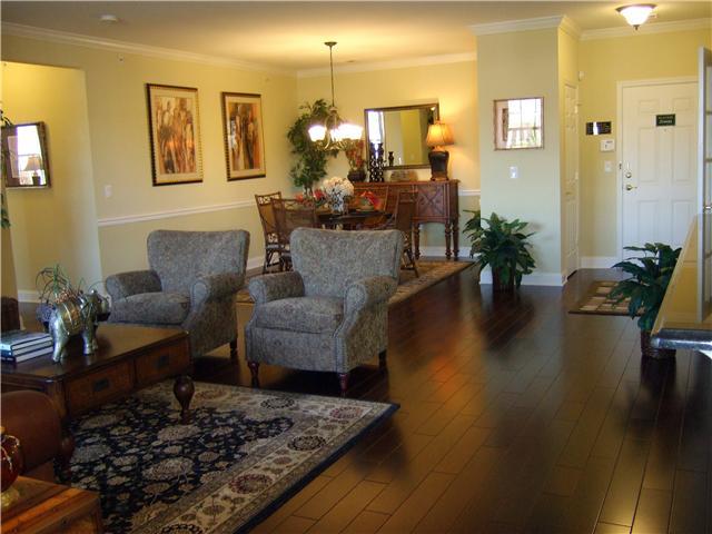 MLS #/Web ID: 2725709