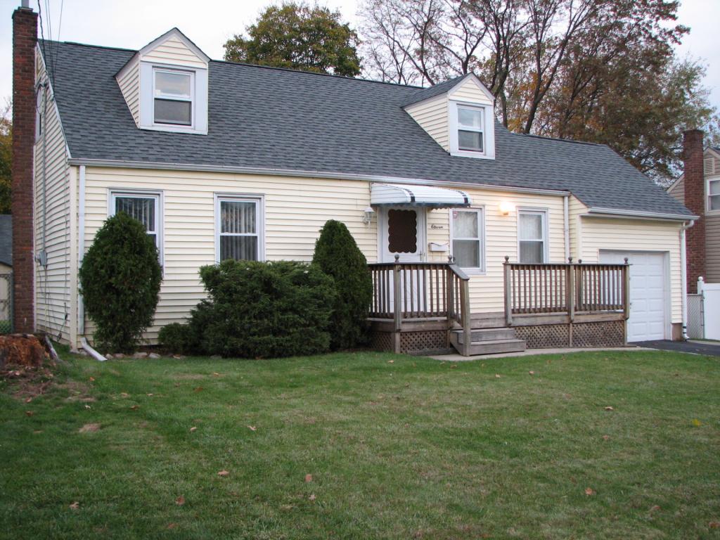 11 PINE TREE DR