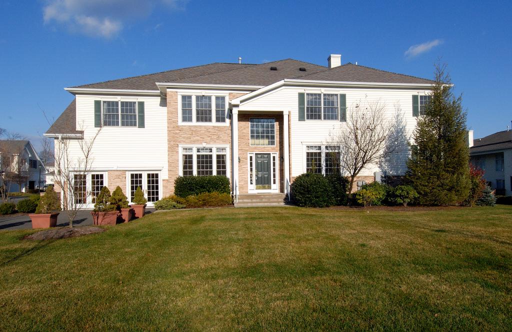 2 PACIO CT