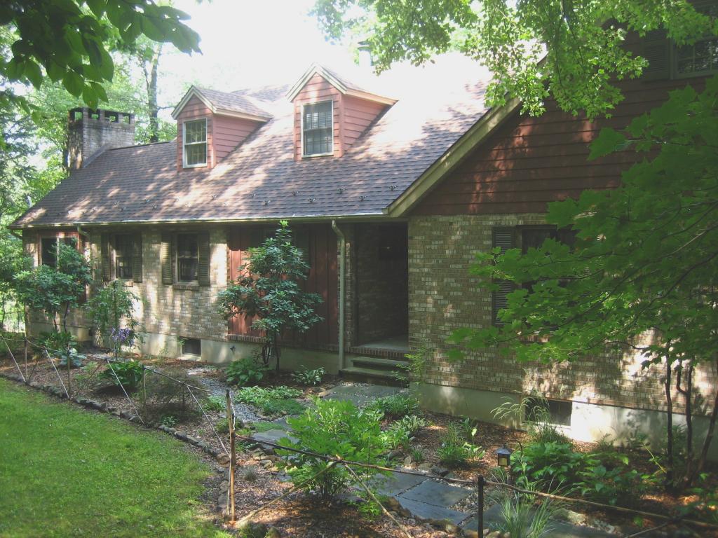 143 BLACK BROOK RD