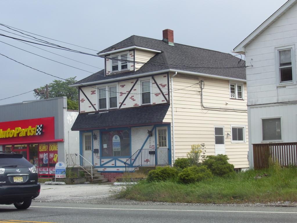 394 ROUTE 23
