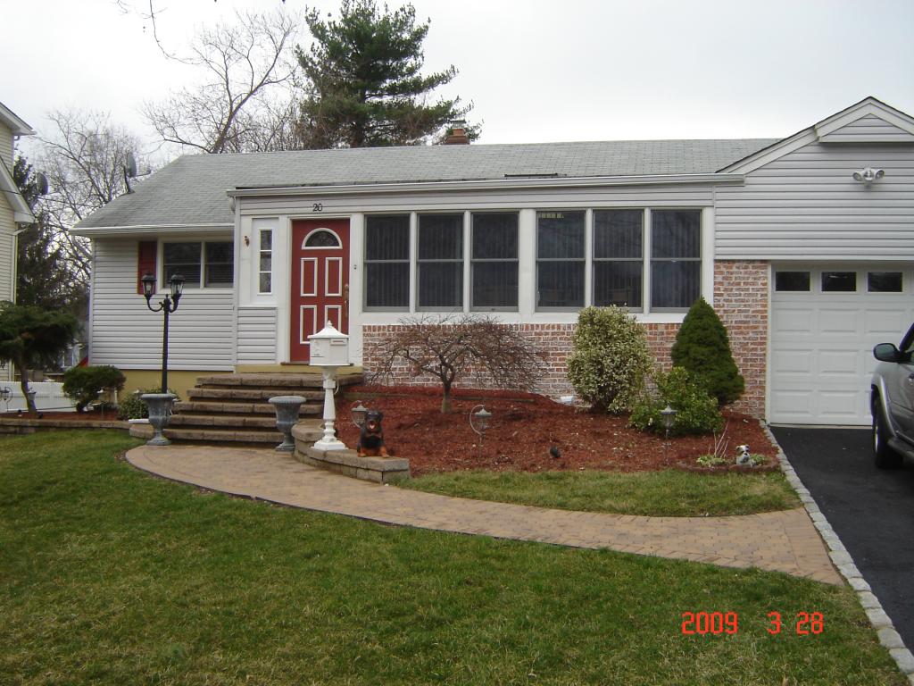 MLS #/Web ID: 2667810